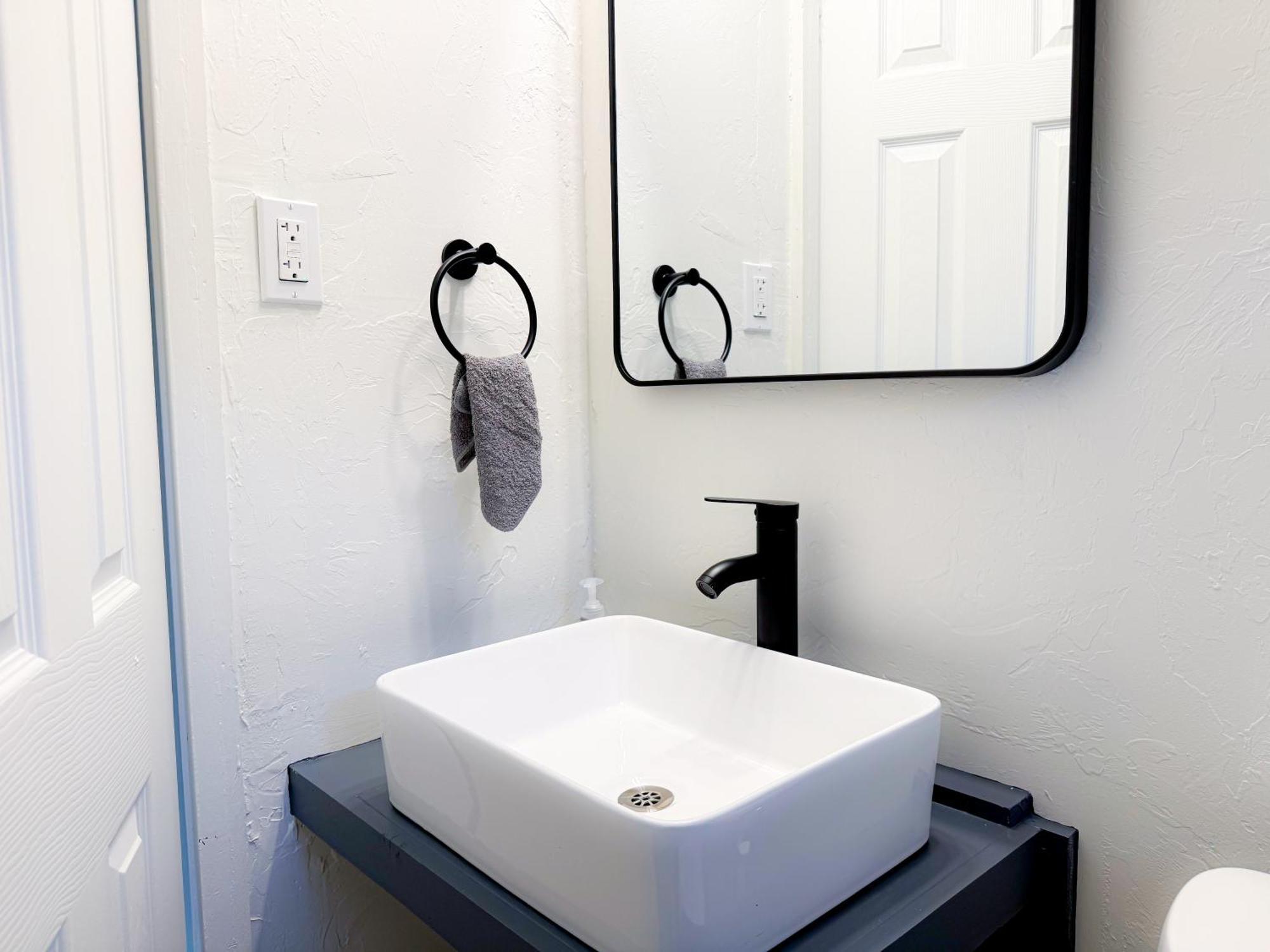 Villa Chic 2Br Retreat Near Paseo #31B Oklahoma City Esterno foto